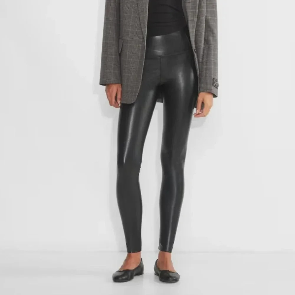 NEW Black Vegan Leather Tights, Wilfred,  US M